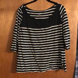 3/$15 3/4 sleeve black and white stripe tee!